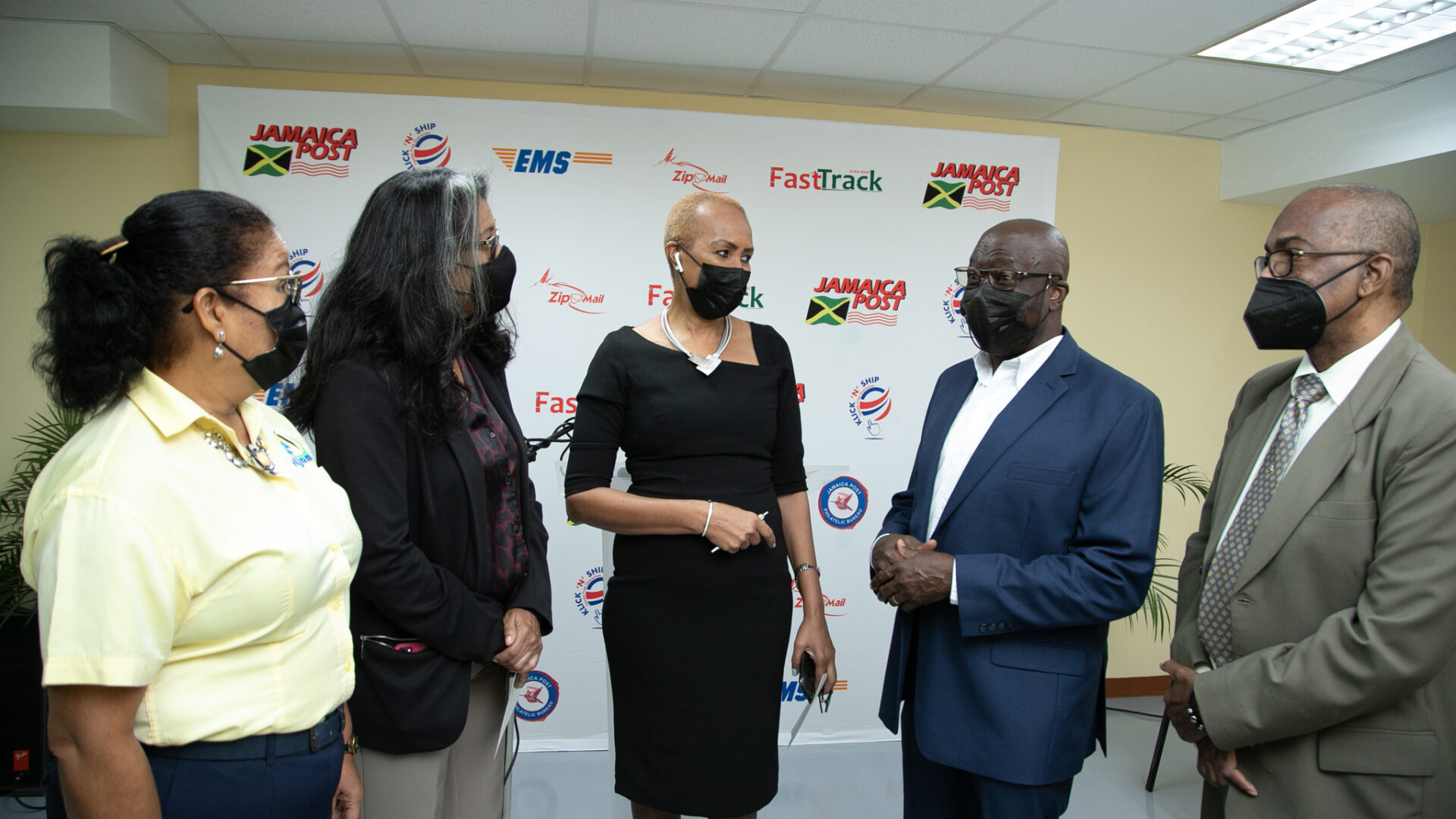 Tablet in Schools Photo Opportunity’ eLearning Jamaica Company Limited